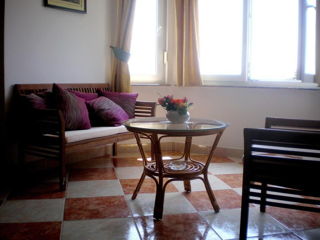 Apartments Boras Selce Quarto foto